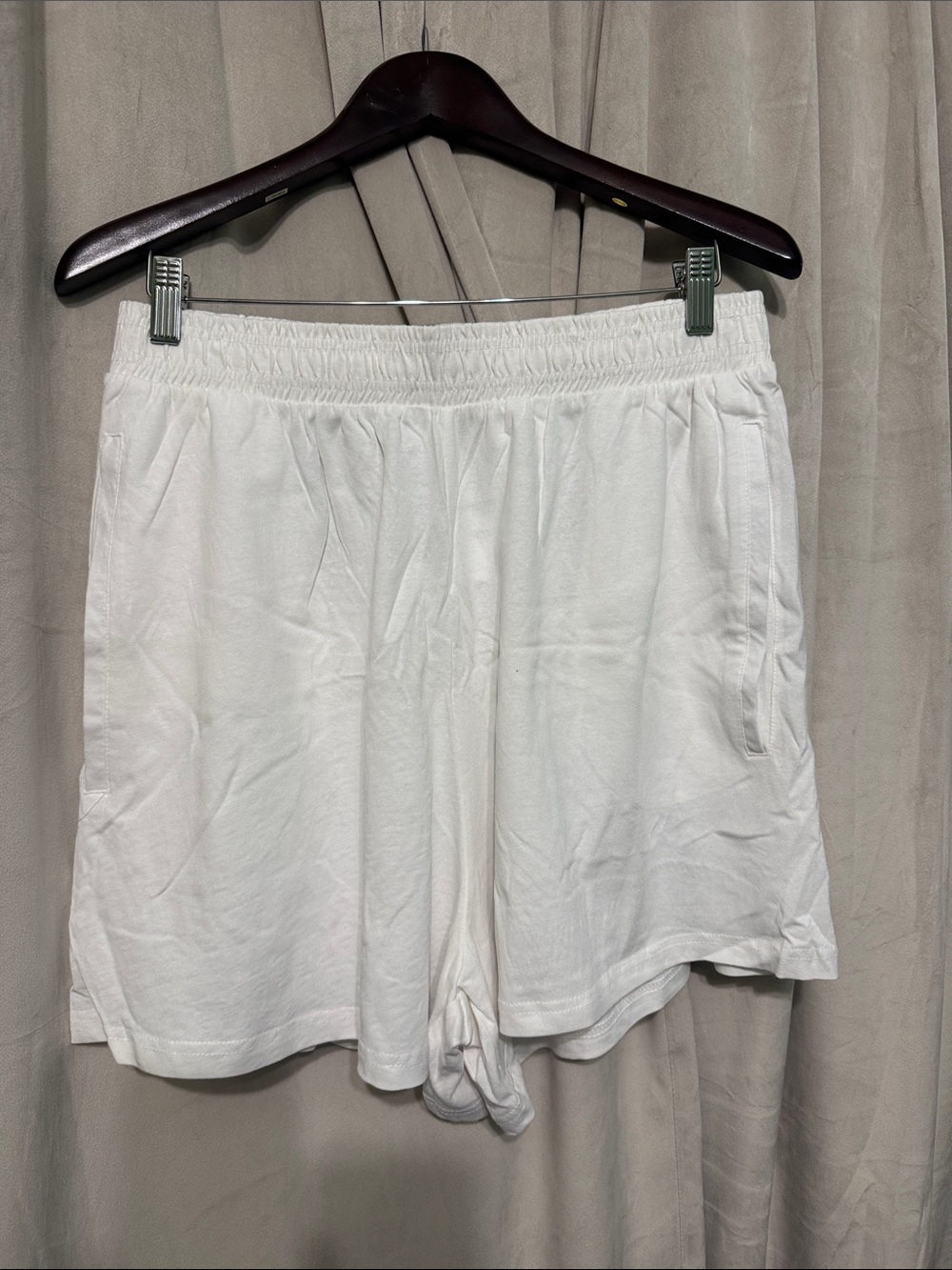 Cotton On White Women’s Casual Elastic Waist Shorts